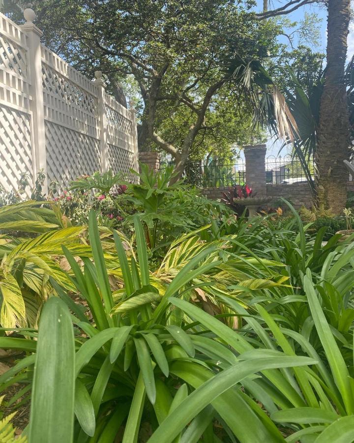 Coppersmith Inn Bed And Breakfast Galveston Exterior foto